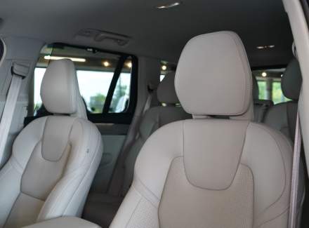 Volvo - XC90