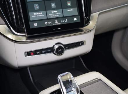 Volvo - XC90