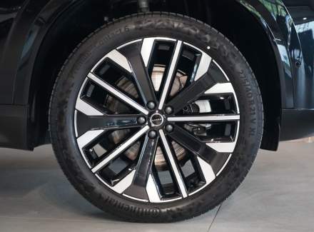 Volvo - XC90