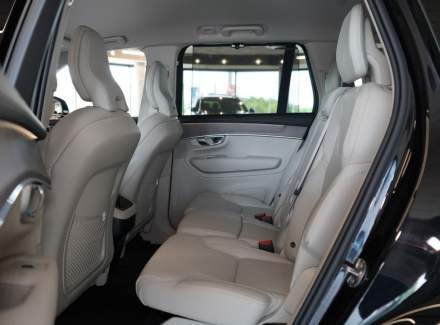 Volvo - XC90