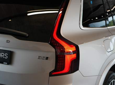 Volvo - XC90