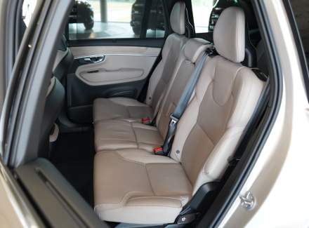 Volvo - XC90