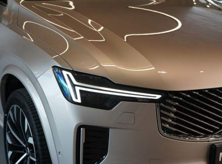 Volvo - XC90