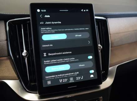 Volvo - XC90