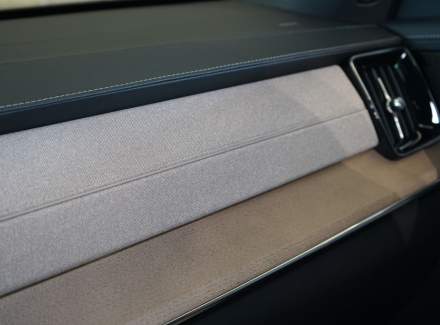 Volvo - XC90