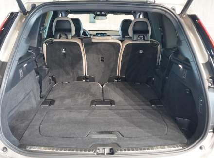 Volvo - XC90