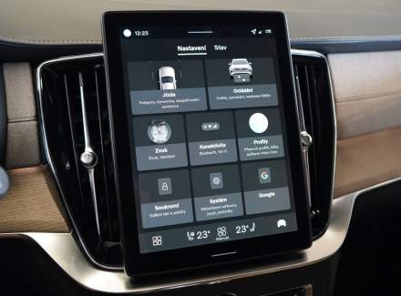 Volvo - XC90