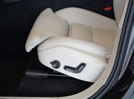 Volvo - XC90