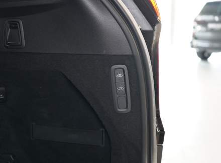 Volvo - XC90
