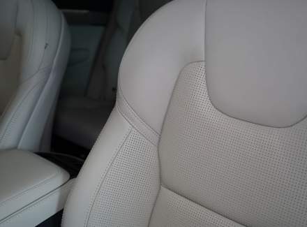 Volvo - XC90