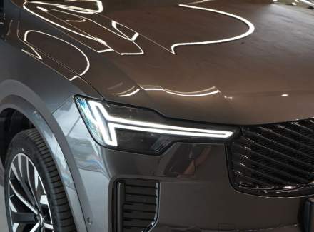 Volvo - XC90