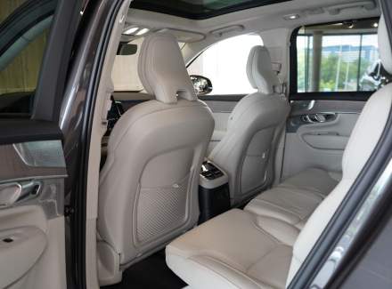 Volvo - XC90