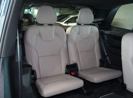 Volvo - XC90