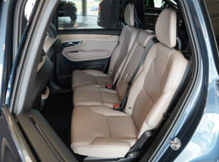 Volvo - XC90