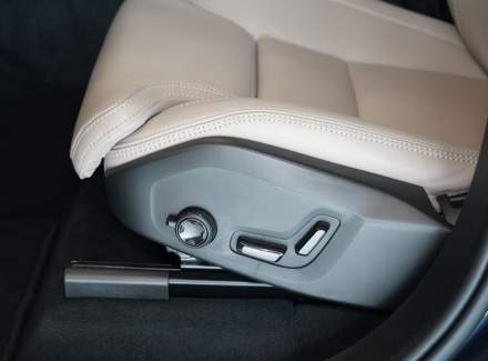 Volvo - XC90