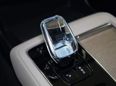 Volvo - XC90