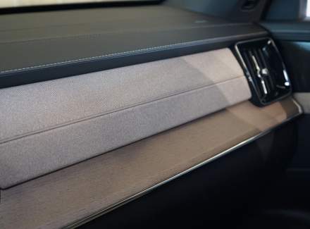 Volvo - XC90
