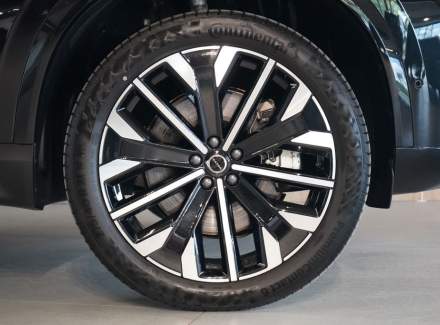 Volvo - XC90