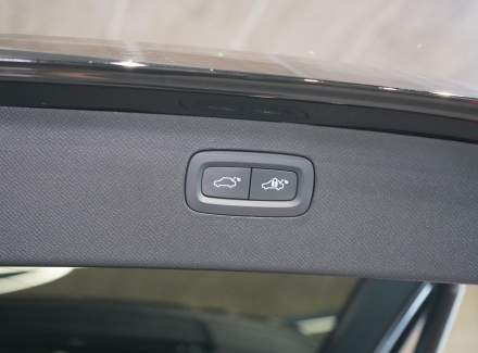 Volvo - XC90