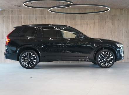 Volvo - XC90