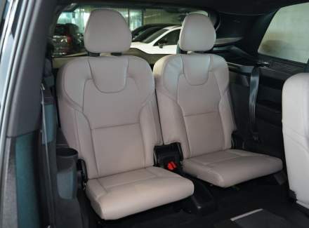 Volvo - XC90