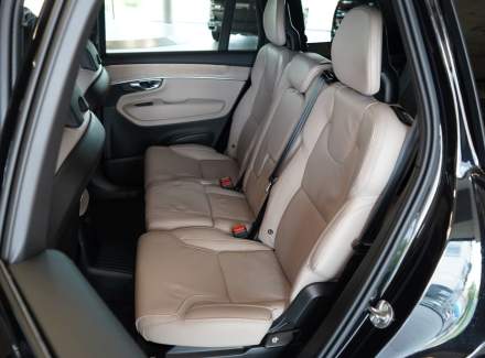 Volvo - XC90