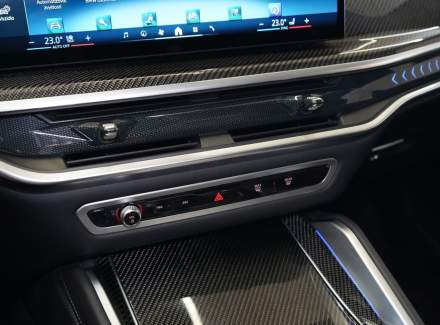 BMW - X6