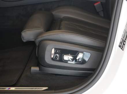 BMW - X6