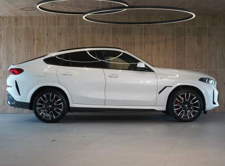 BMW - X6