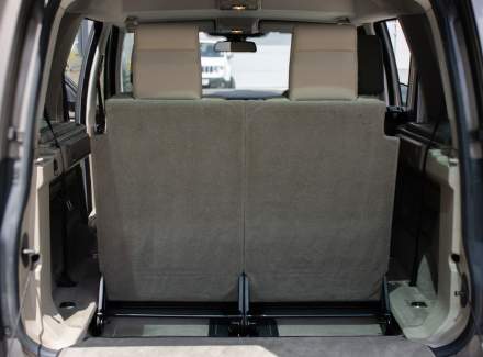 Land Rover - Discovery