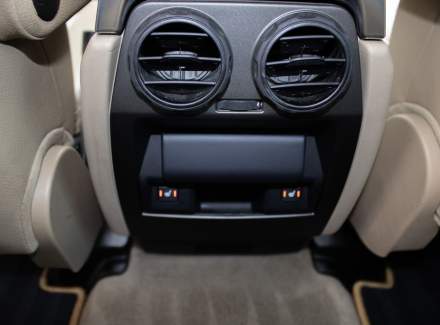 Land Rover - Discovery