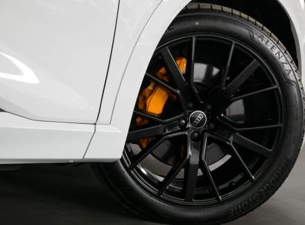 Audi - E-tron