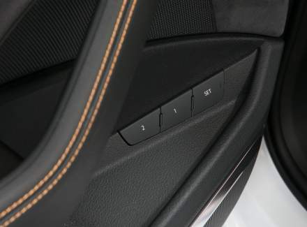Audi - E-tron