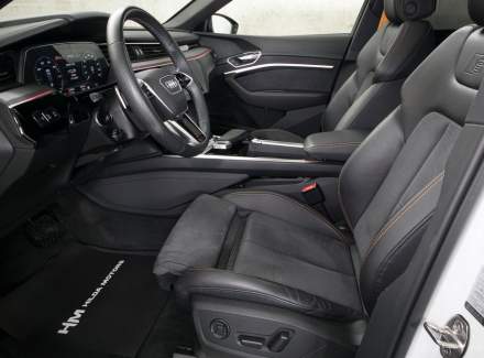 Audi - E-tron
