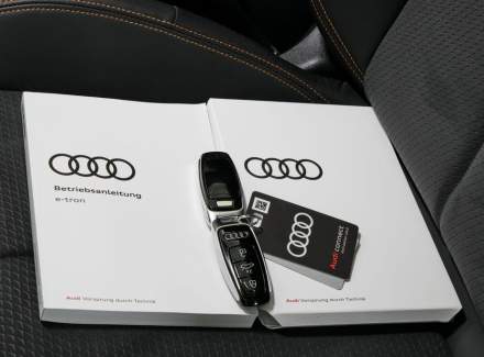Audi - E-tron