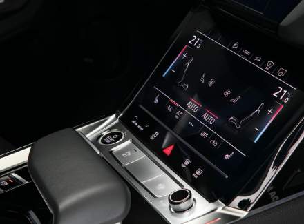 Audi - E-tron