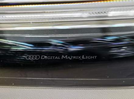 Audi - E-tron