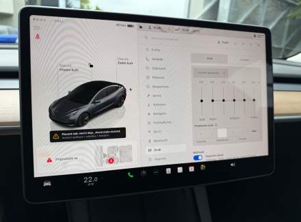 Tesla - Model 3