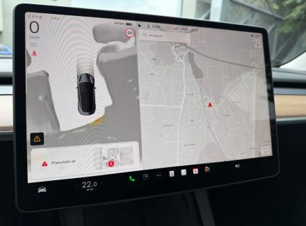 Tesla - Model 3