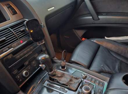Audi - Q7