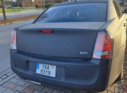 Chrysler - 300