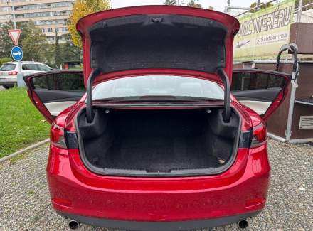 Mazda - 6