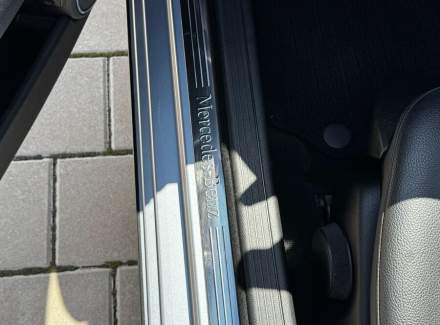 Mercedes-Benz - C-class