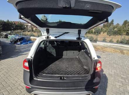 Volvo - XC70