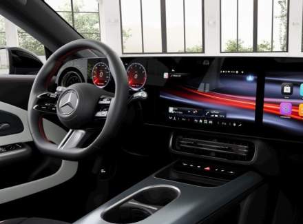 Mercedes-Benz - CLA