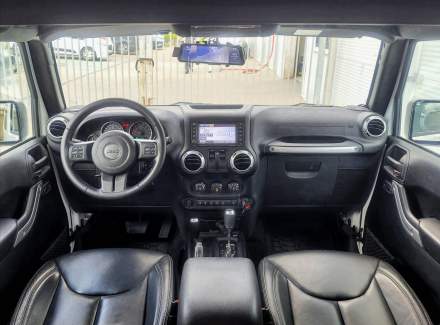 Jeep - Wrangler