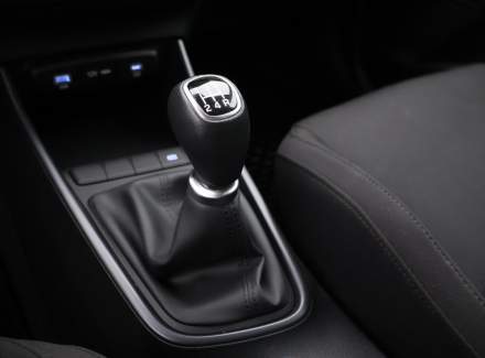 Hyundai - Bayon