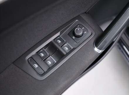 Volkswagen - Touran