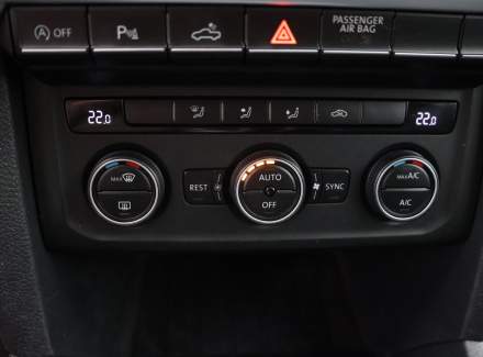 Volkswagen - Amarok