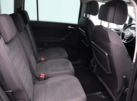 Volkswagen - Touran